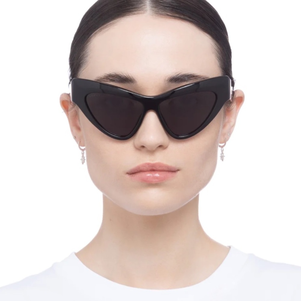 Excluded Gucci Sunglasses, New - Picture 7 of 10